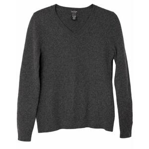 Lord and Taylor womens small gray sweater 100% cashmere classic lightweight